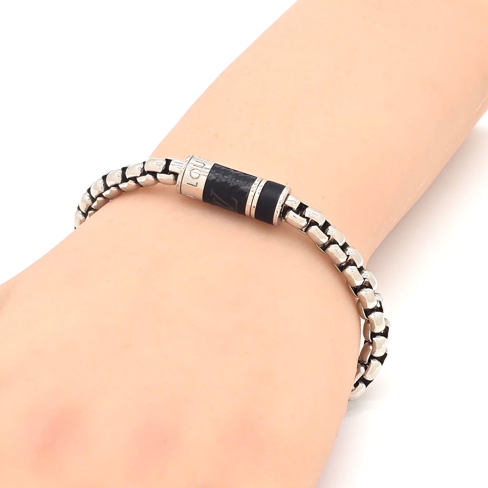 LOUIS VUITTON ルイヴィトン M 63107 ブレスレット･チェーン モノグラム 腕周り約18 5㎝ モノグラム･エクリプス キャンバス シルバー メタル