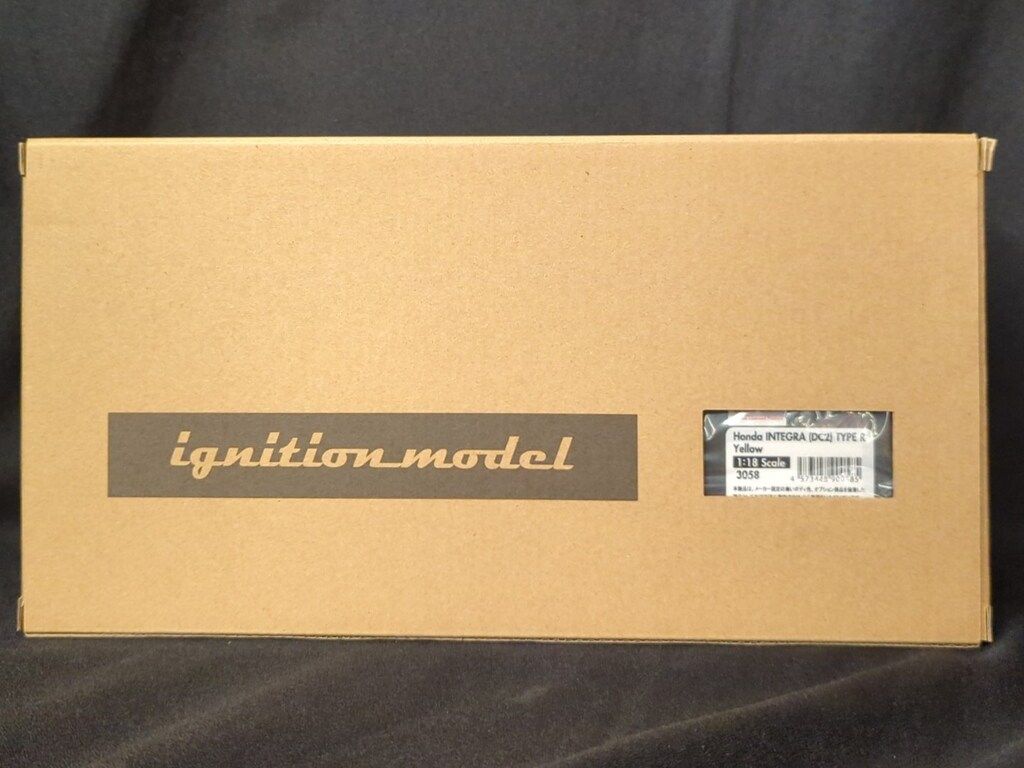 ignition model 1 18 Honda INTEGRA DC 2 TYPE R Yellow