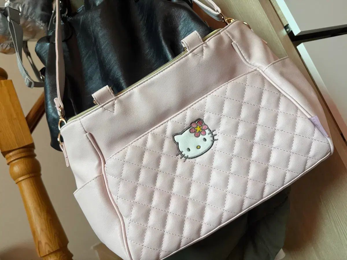 ハローキティ ライトピンク クロスバック