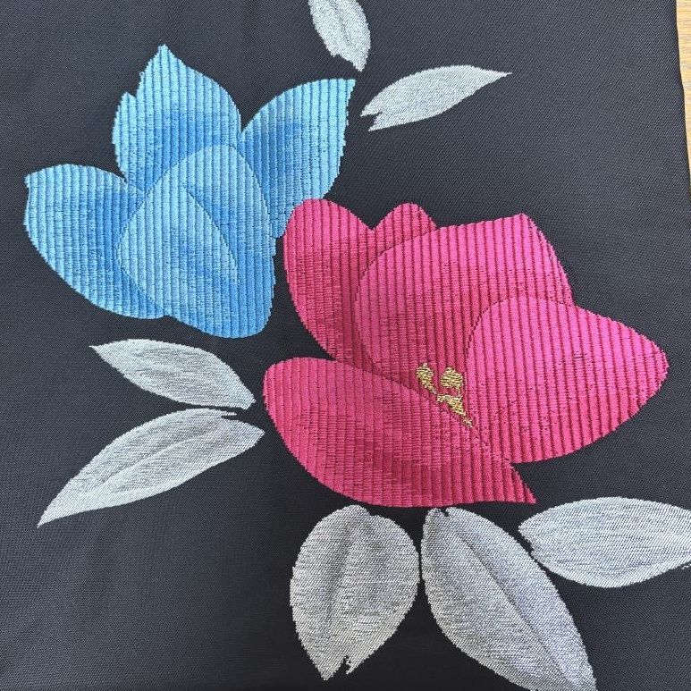 新品 名古屋帯 和モダン 椿 ツバキ 花刺繍 黒 ブラック 楽天市場】椿柄の