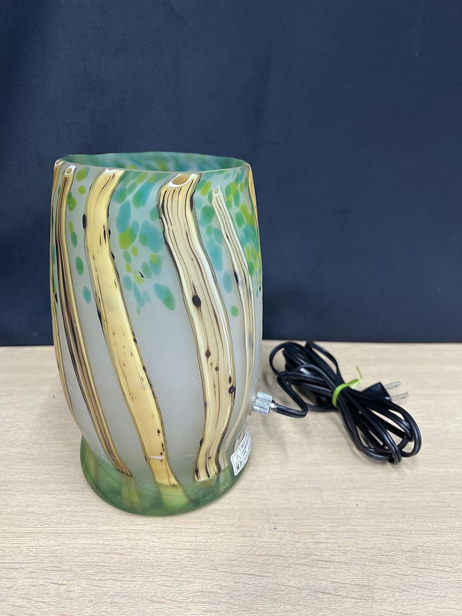 値下げ 月夜野工房　ランプ 
夕焼け 記念品】月夜野工房 TSUKIYONO 工芸ガラス テーブルランプ 木陰 約21cm