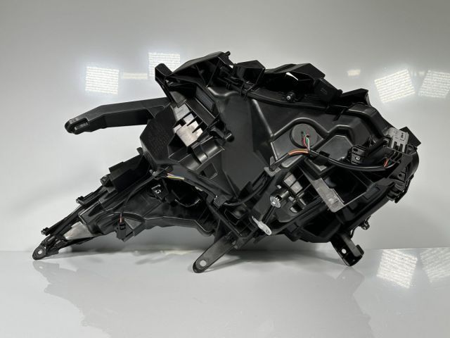 90系 ヴォクシー MZRA90W ZWR90W 純正 右ヘッドライト 右ライト LED