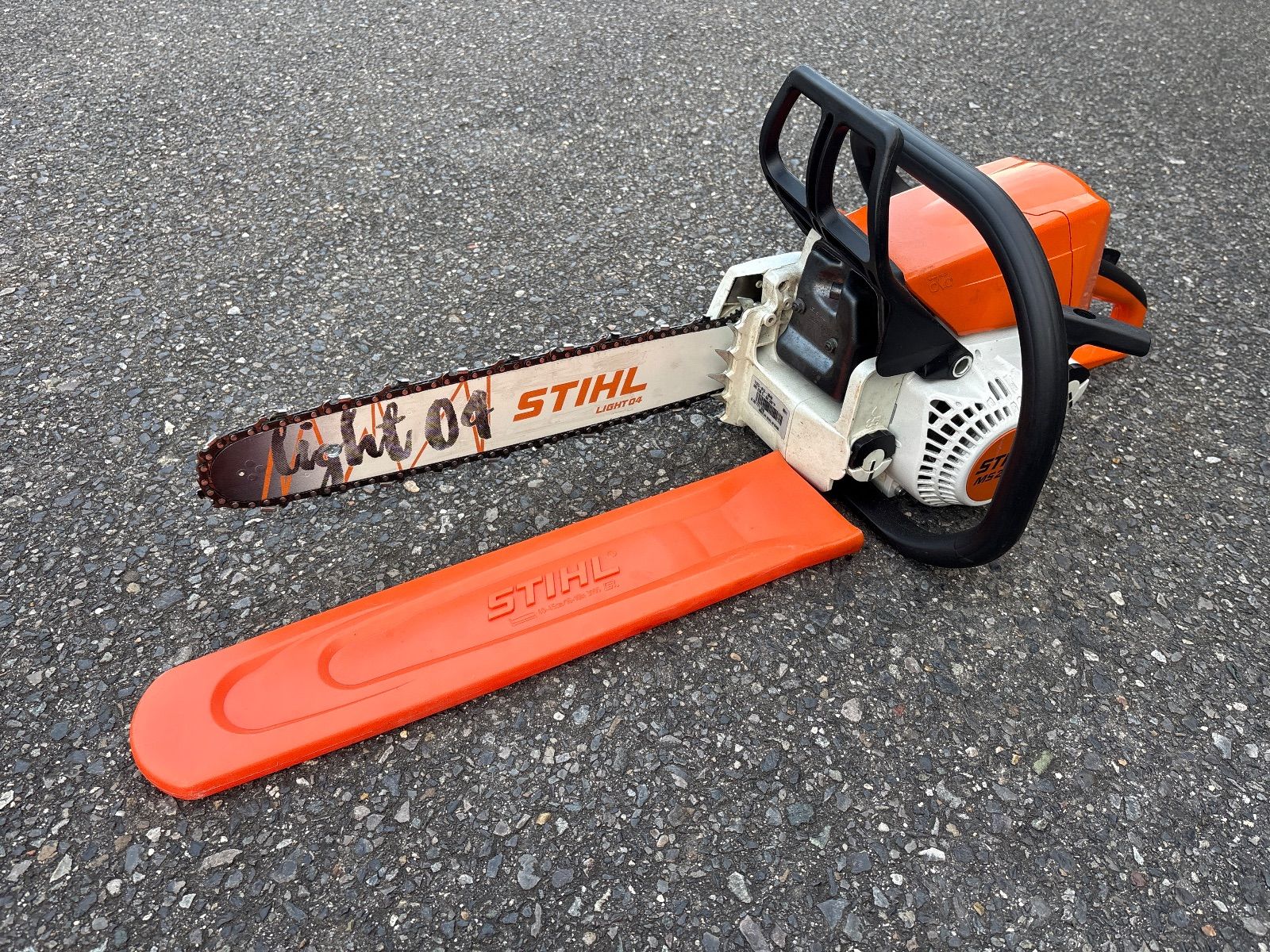 STIHL スチール エンジンチェンソーMS 230 C BE 完全整備済み モデル み