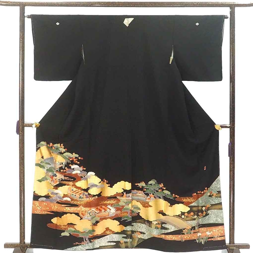 黒留袖 身丈161 cm 裄65 前幅26 後幅30 袖丈47 袖幅32 レディース 雲取り 裄Mサイズ 年中着用可 正絹 シルク ブラック リメイク リユース リサイクル 呉服のきくや
