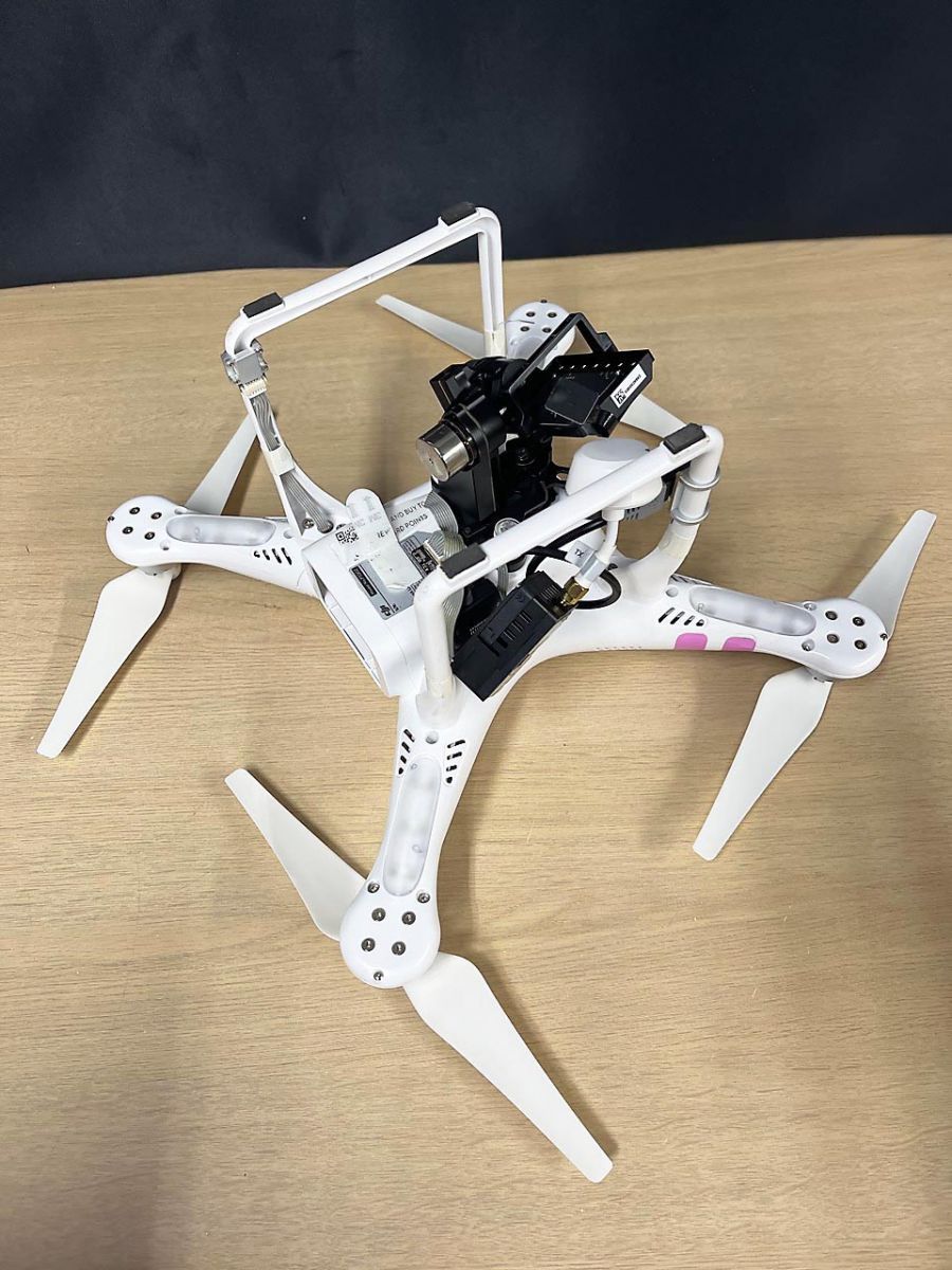 ジャンク品】 DJI ドローン PHANTOM ファントム ハードケース付 P330Z