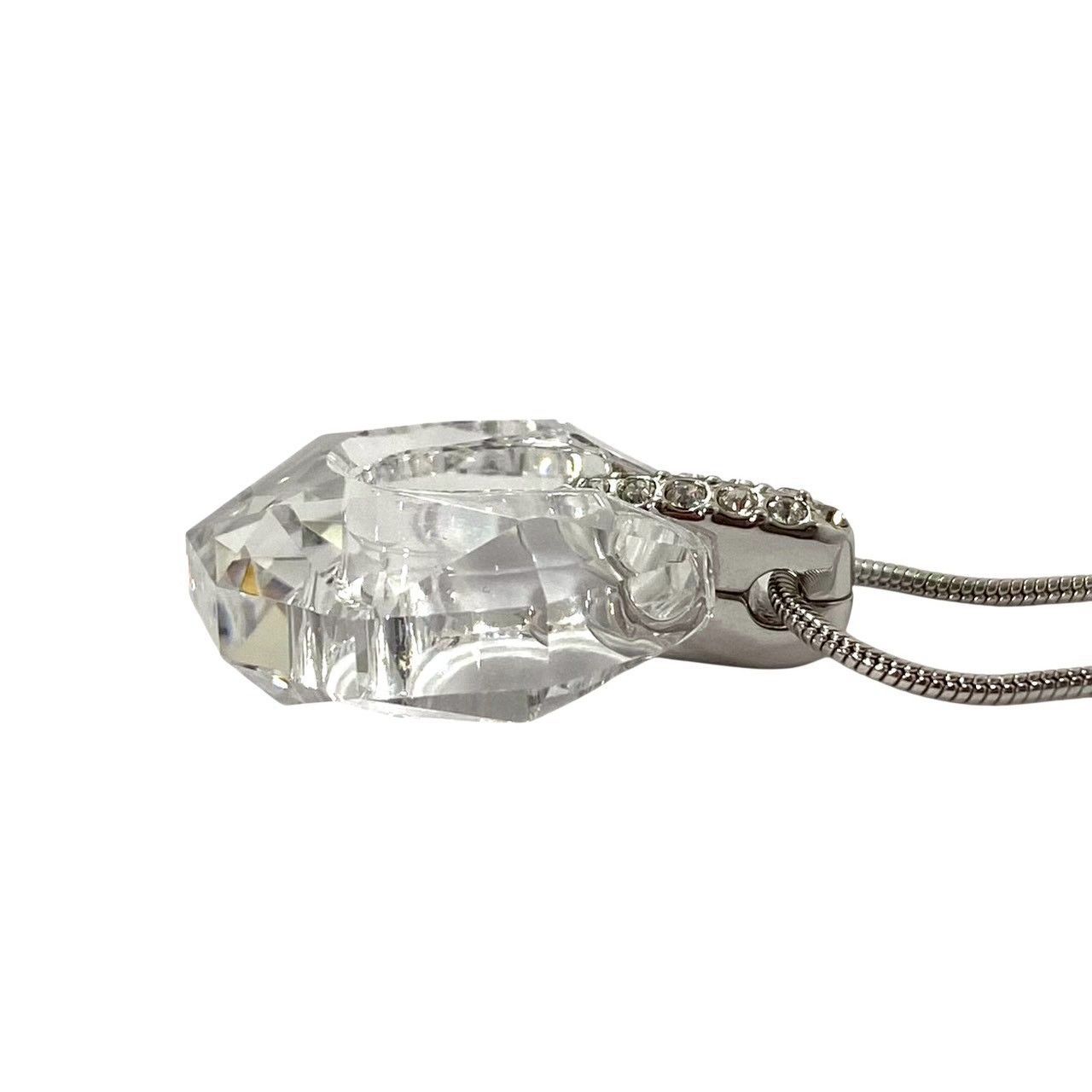 M【SWAROVSKI】 ネックレス クリスタル シルバーカラー サークル 