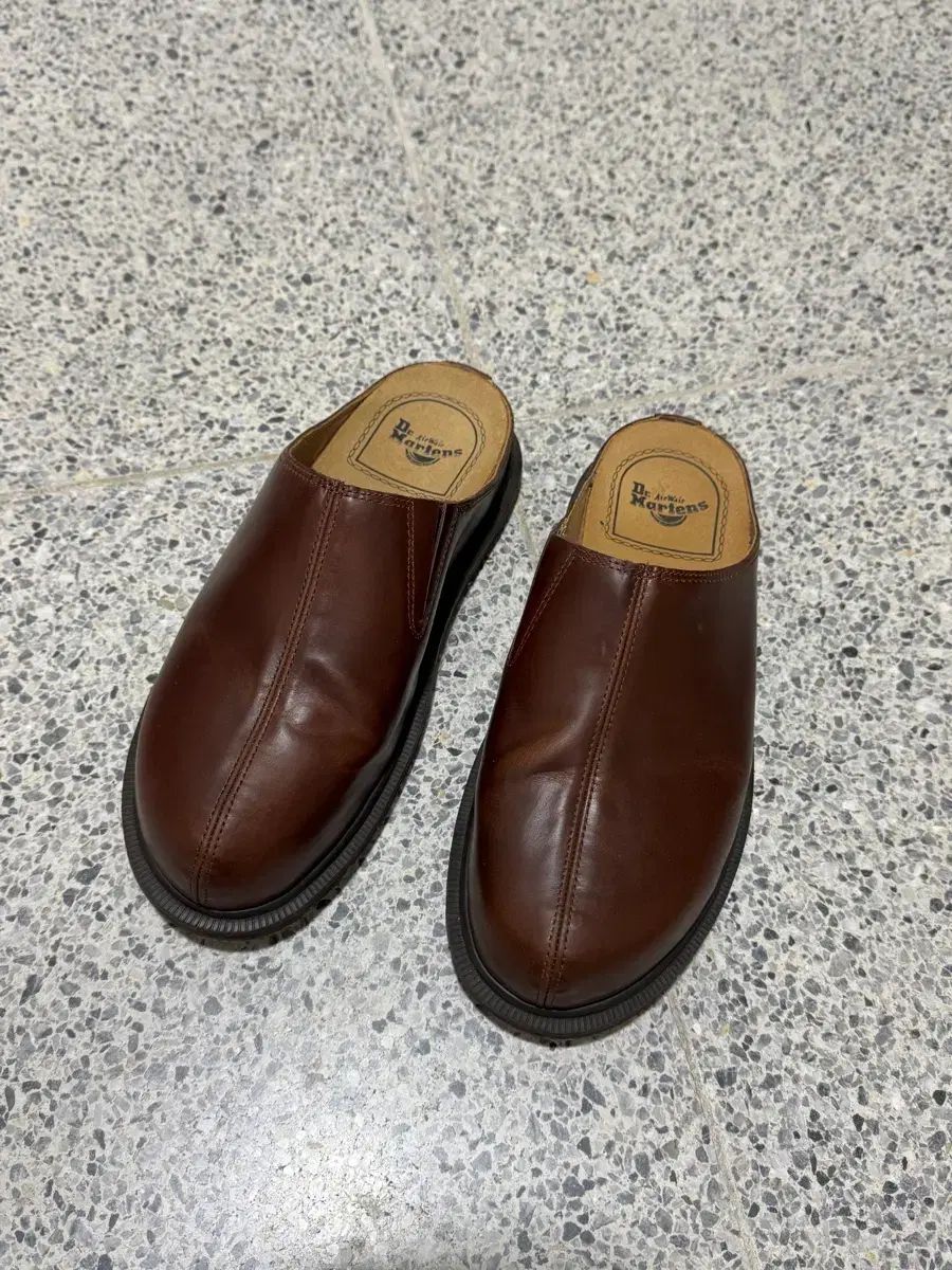 DR. MARTENS サンミュール 260 uk 7