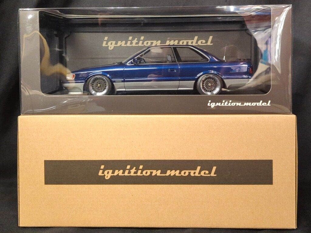 ignition model 1 18 Nissan Leopard F 31 UltimaV 30 TWINCAM TURBO DarkBlue Silver IG 1562