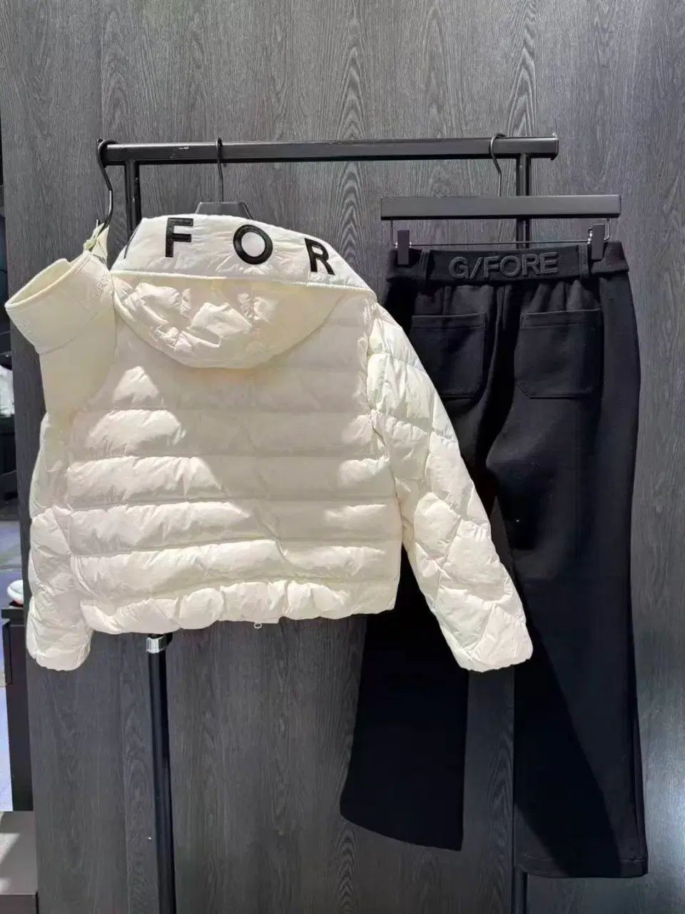 G FORE(ジーフォア) レディースゴルフ ダウン - メルカリ