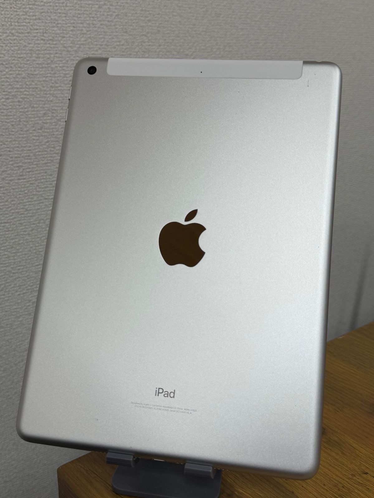 iPad 第5世代 Wi-Fi+Cellularモデル 32GB シルバー SIMフリー ✅動作確認済み IMEI：355806086099240