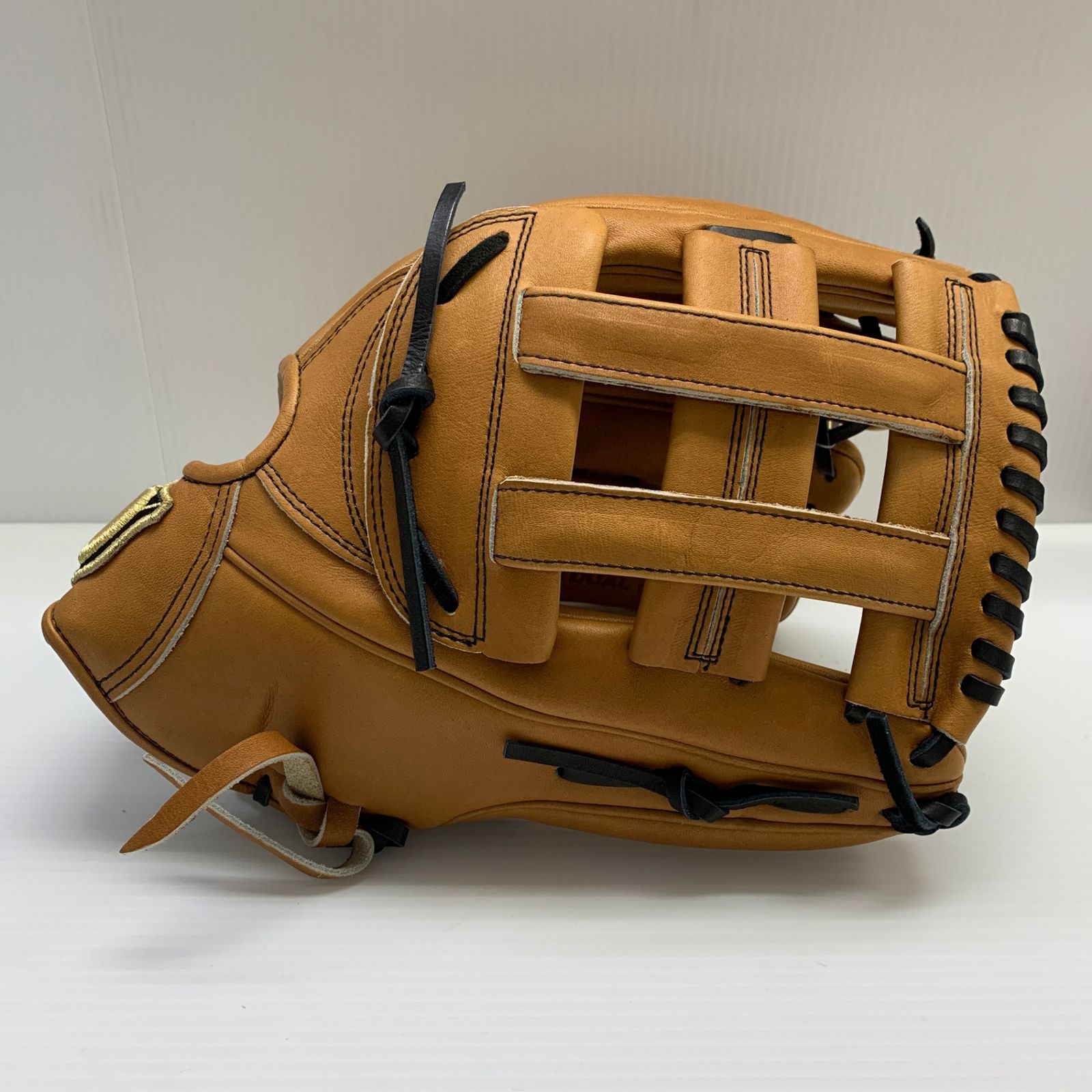 ウィルソン Wilson ウィルソンスタッフ 硬式 大人 一般 外野手用 グローブ グラブ 右投げ 野球 7234