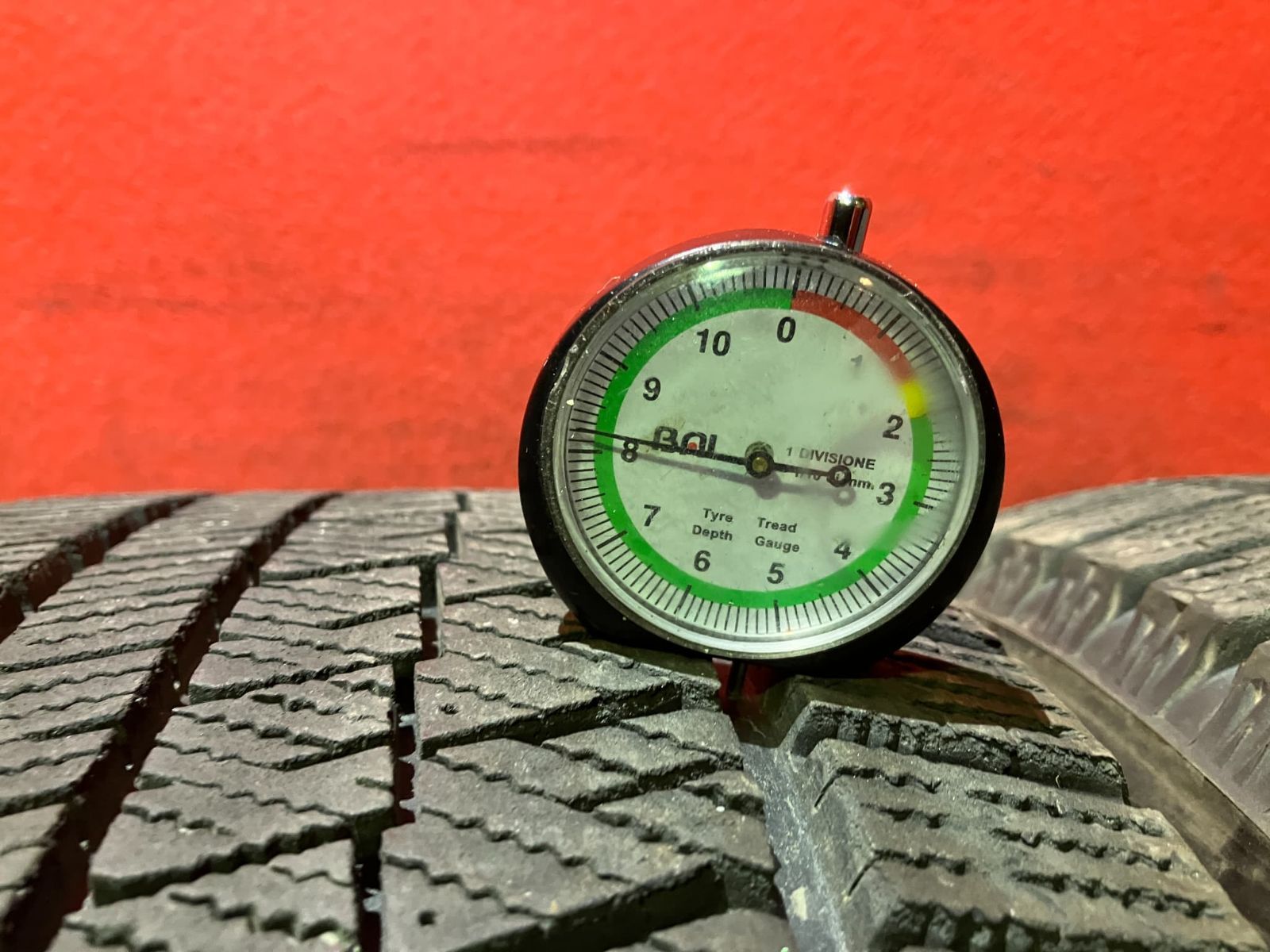  スタッドレスタイヤ 255 45 R 18 VRX 2 4本SET 18インチ スタッドレス