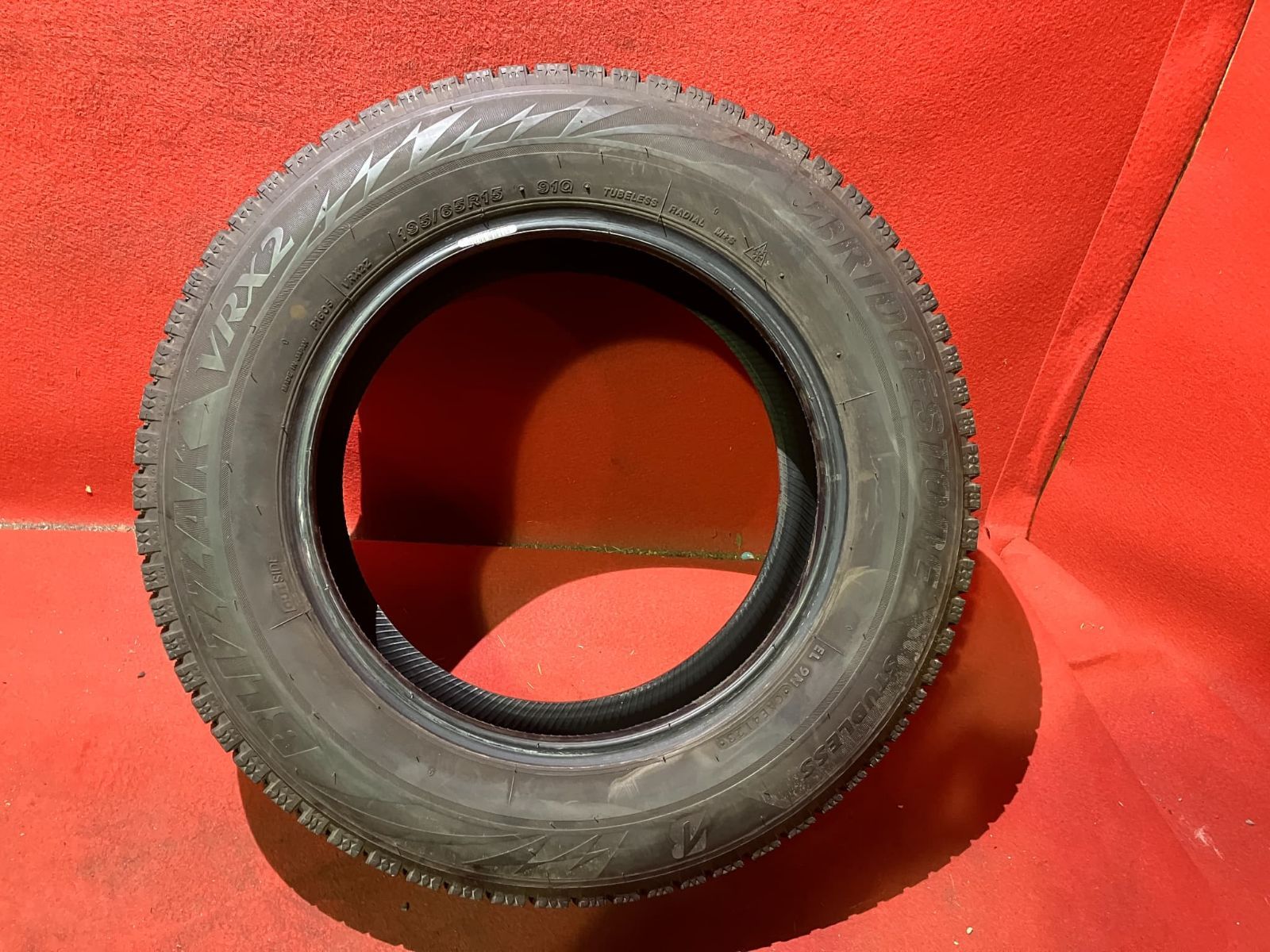 スタッドレスタイヤ 195