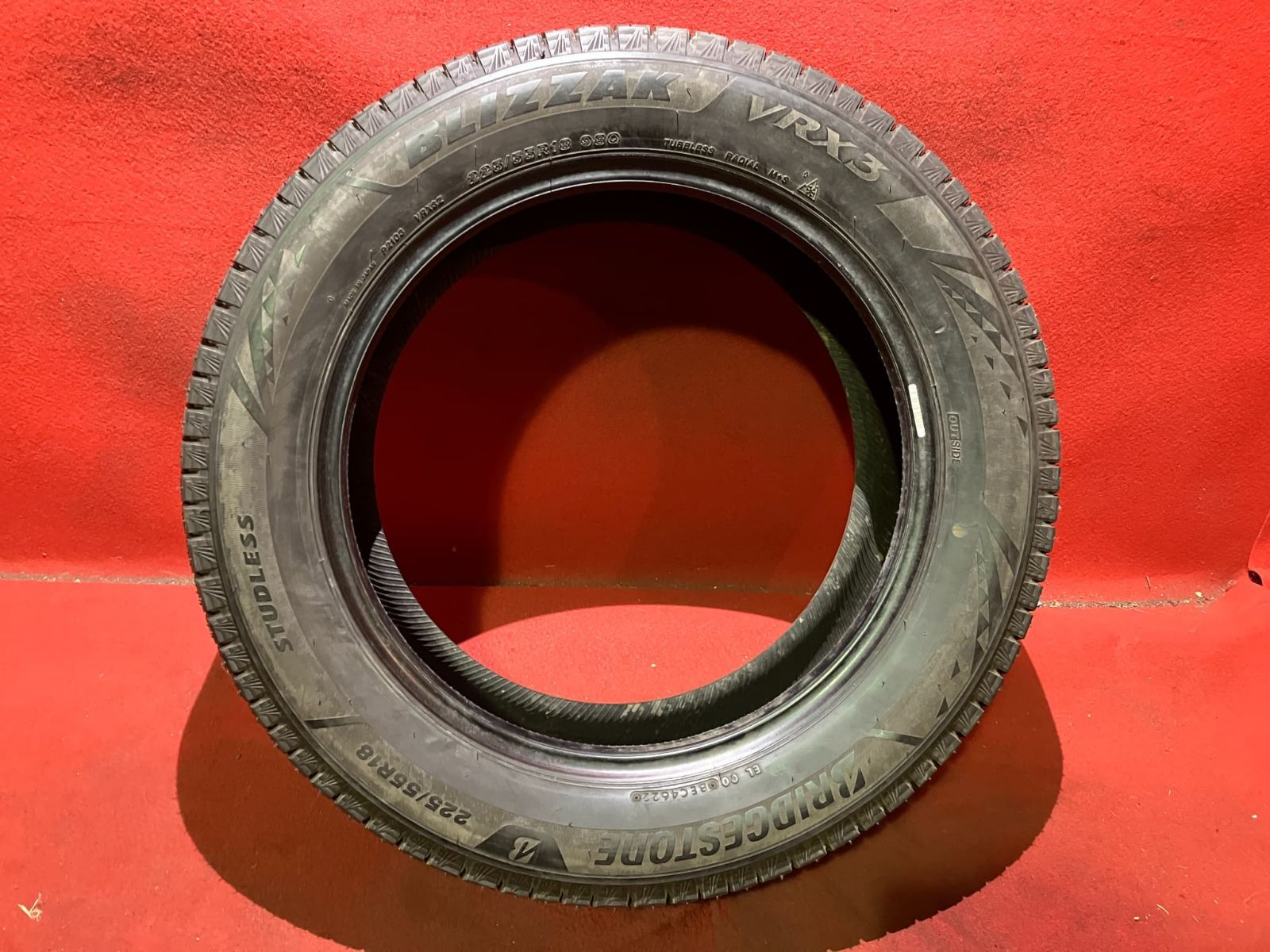 スタッドレスタイヤ