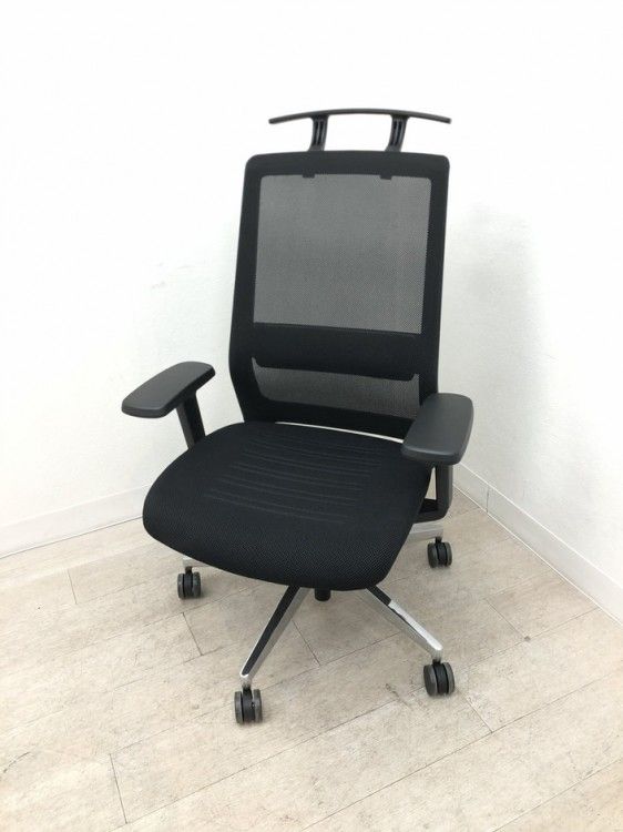 アウトレット品 コクヨ 可動肘付エアフォート2チェア C 09-P 24 W ブラック