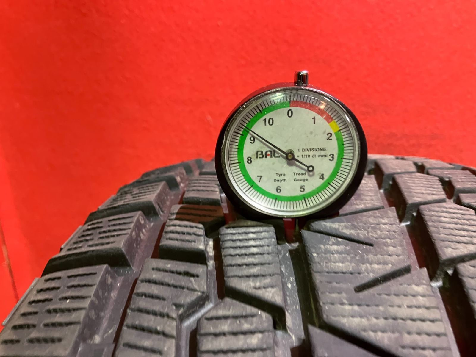 中古スタッドレスタイヤ【265/65R17 YOKOHAMA G075】 4本SET - メルカリ