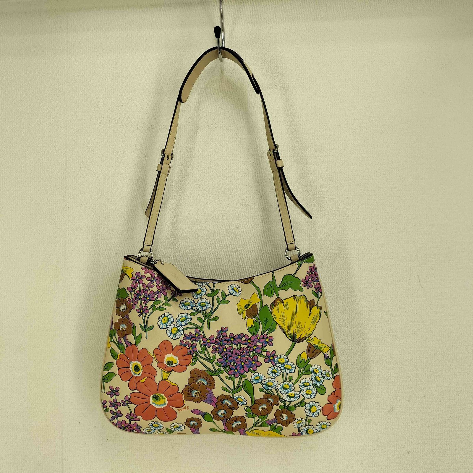 コーチ　ペネロペ　ショルダーバック　フローラル　ファンタジースプリングス 公式】コーチアウトレット | ペネロペ ショルダー バッグ・フローラル