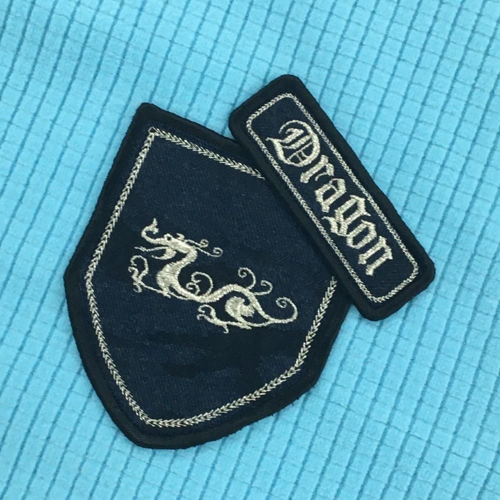 美品】ダンスウィズドラゴン 長袖ハイネックシャツ ライトブルー 起毛