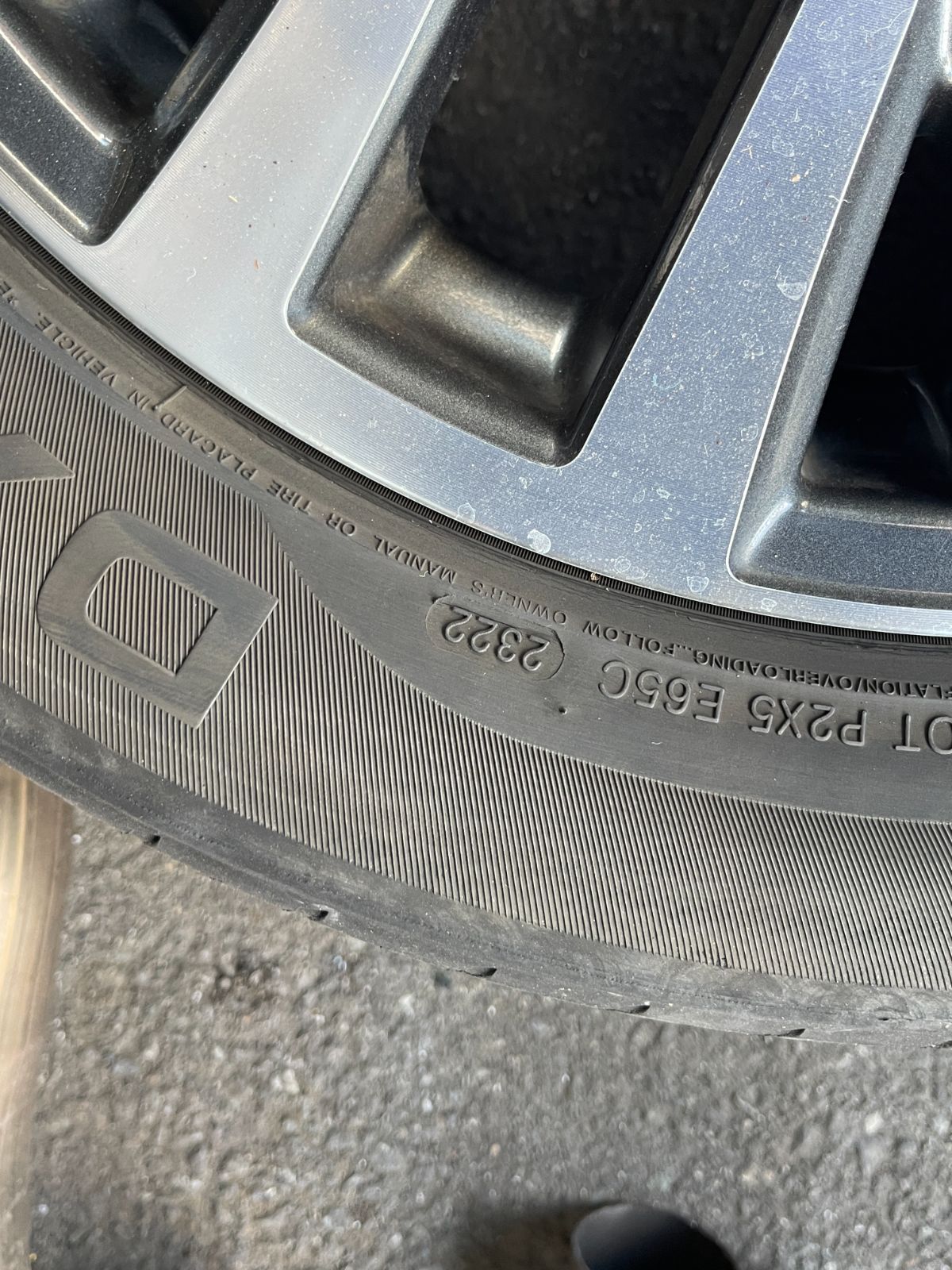  トヨタ ヴェルファイヤ 18インチ ホイールタイヤ４本セット 18インチ タイヤ ホイールセット