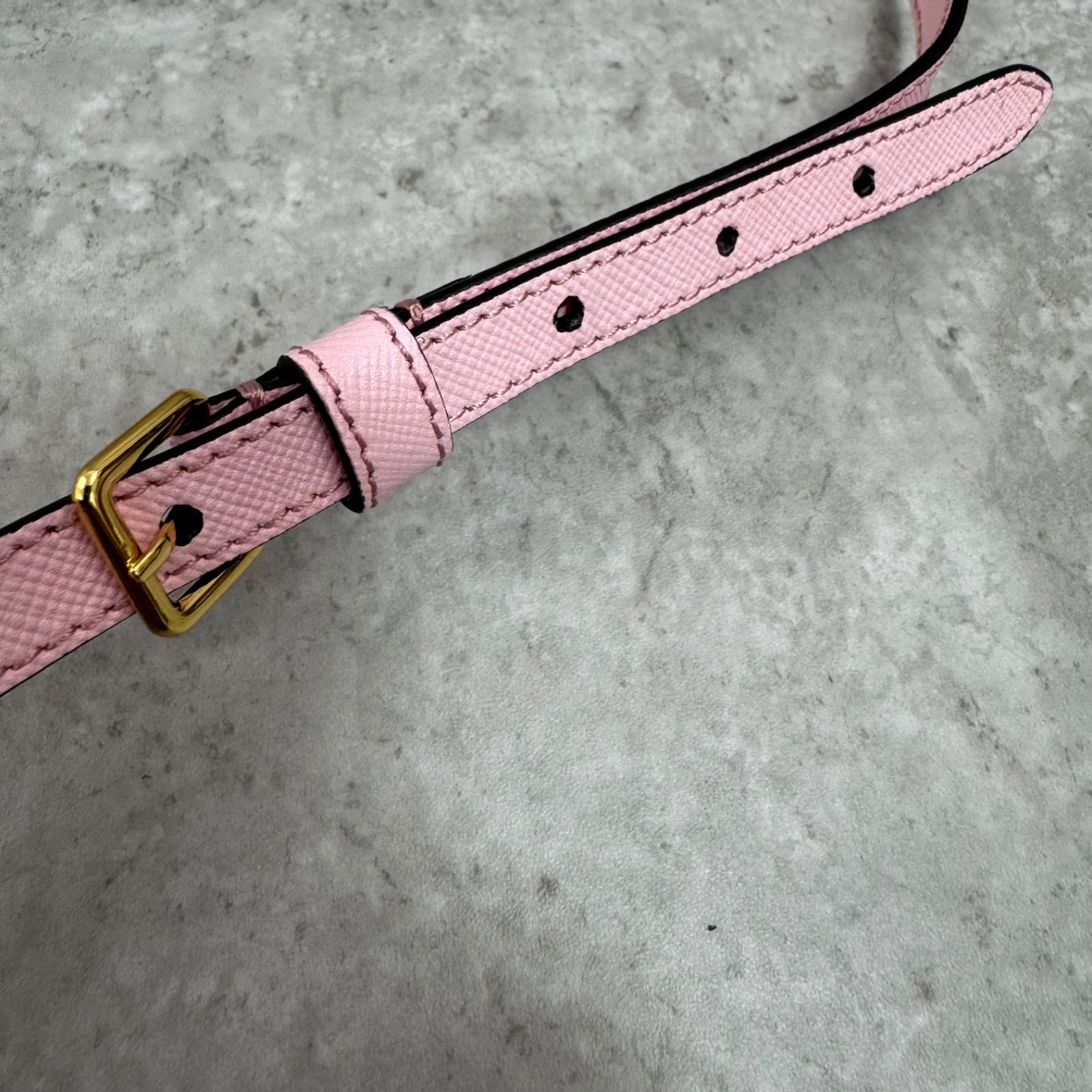 未使用】MARNI マルニ ショルダーウォレット クロスボディ レザー 