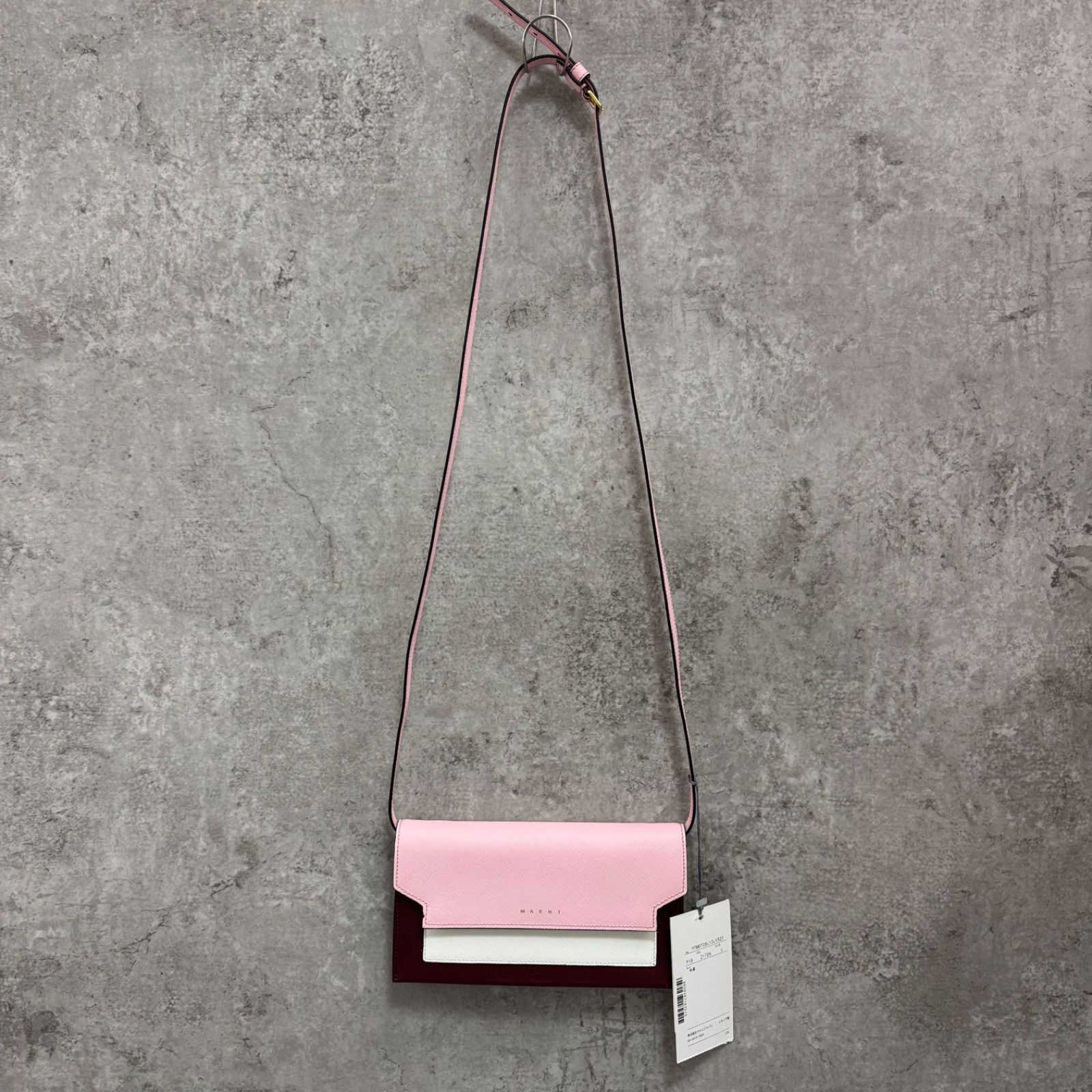 未使用】MARNI マルニ ショルダーウォレット クロスボディ レザー 