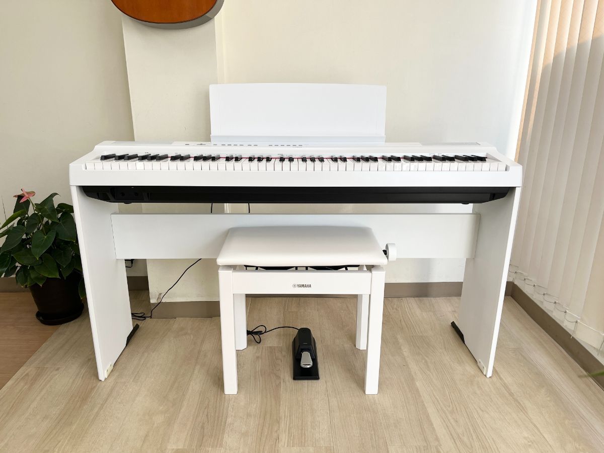 メンテナンス＆クリーニング済み ヤマハ P 125 WH ホワイト 電子ピアノ 88鍵盤 ポータブルタイプ YAMAHA Pシリーズ 千葉 東京 神奈川 埼玉 愛知 電 の配送設置込