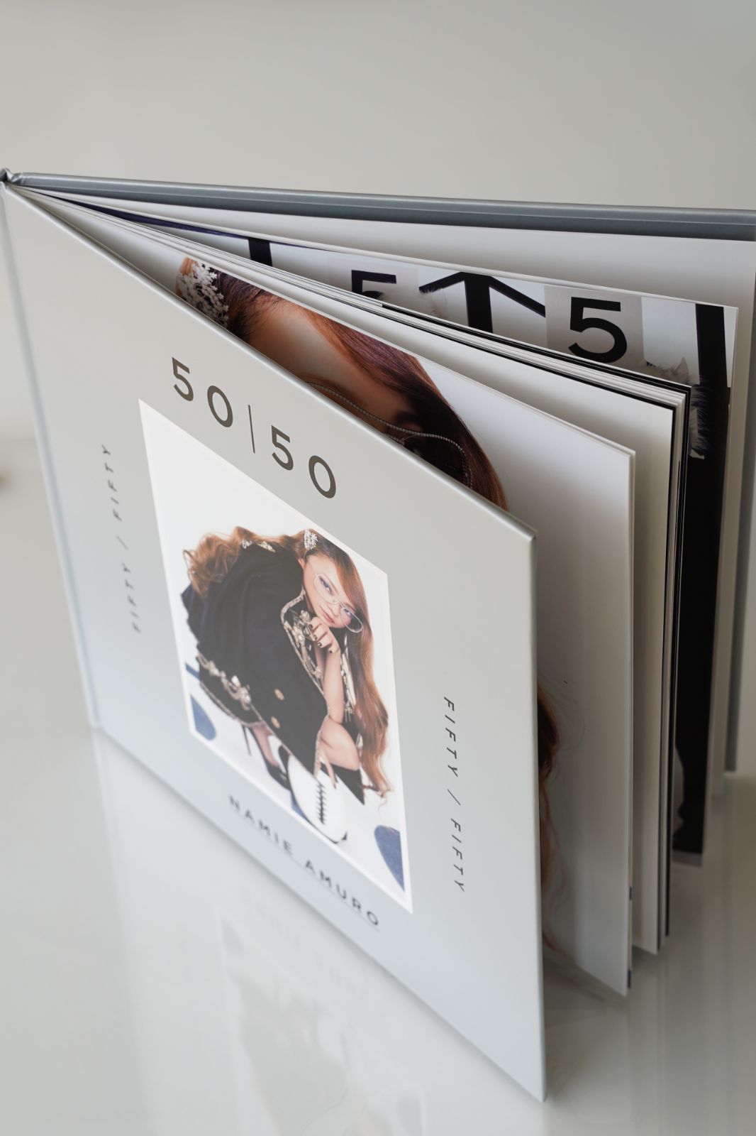 安室奈美恵 50/50 LIVE GENIC ツアーパンフ Amazon.co.jp: 安室奈美恵 パンフレット 50/50 LIVE GENIC コンサート