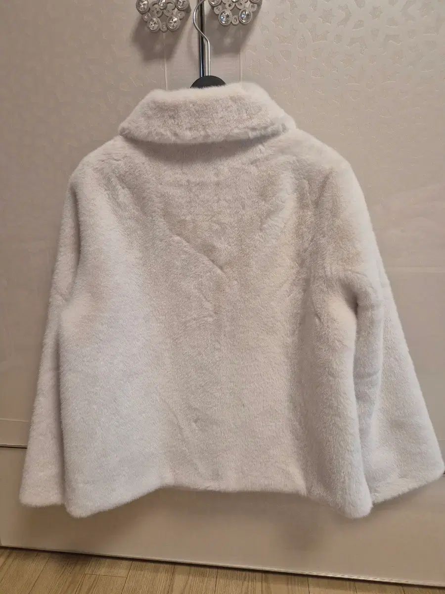 S SOLEZIA アイボリー ファー ジャケット 節約 (新品 55) 楽天市場