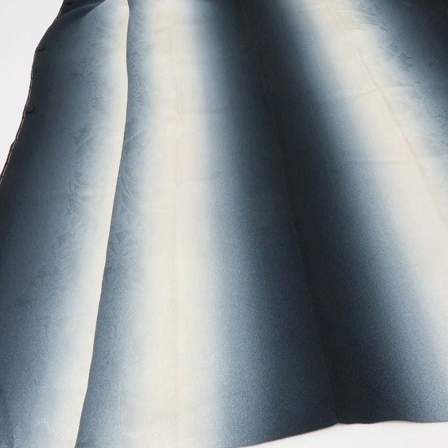 六花-RIKKA- 正絹 縦暈し ロング丈 曖昧な美に草花の気配 道行コート 着物 A 4218