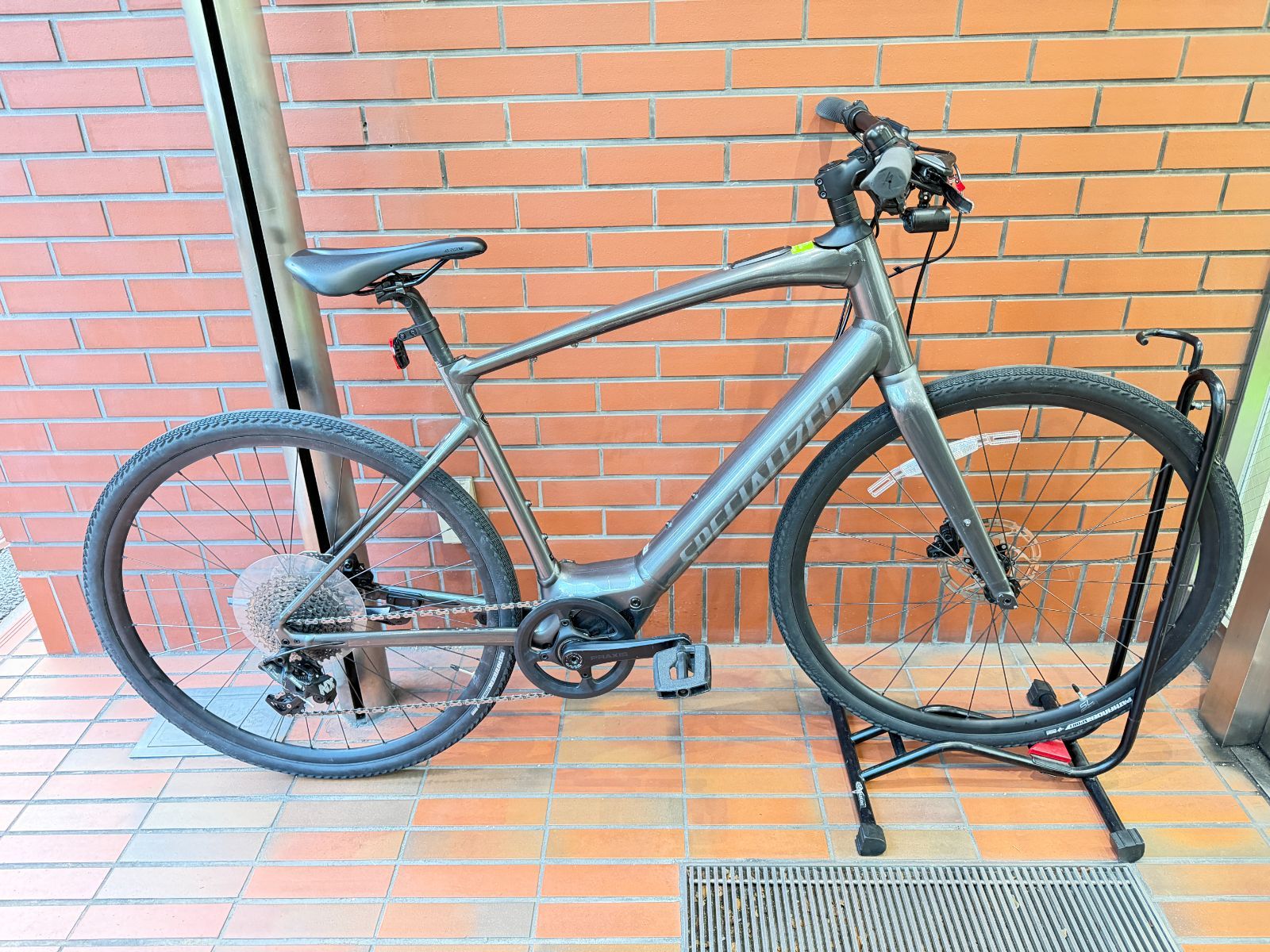 SP 18 Specialized VADO SL 4 0 SRAM NX 車 超軽量 E bike サイズL 178～185 cm