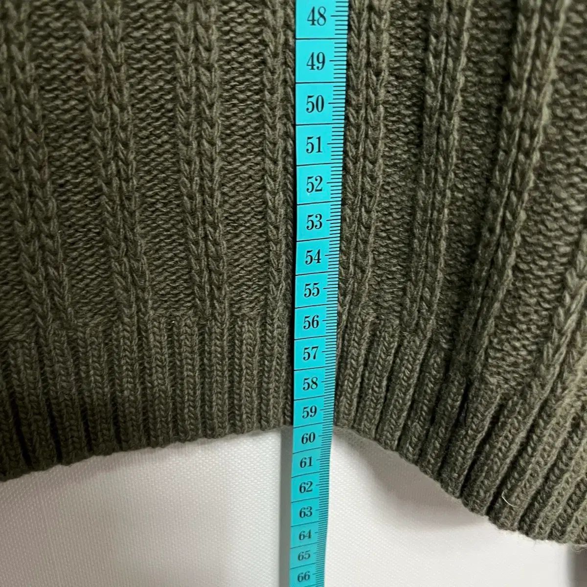 麻GUゴージタートルネックニット