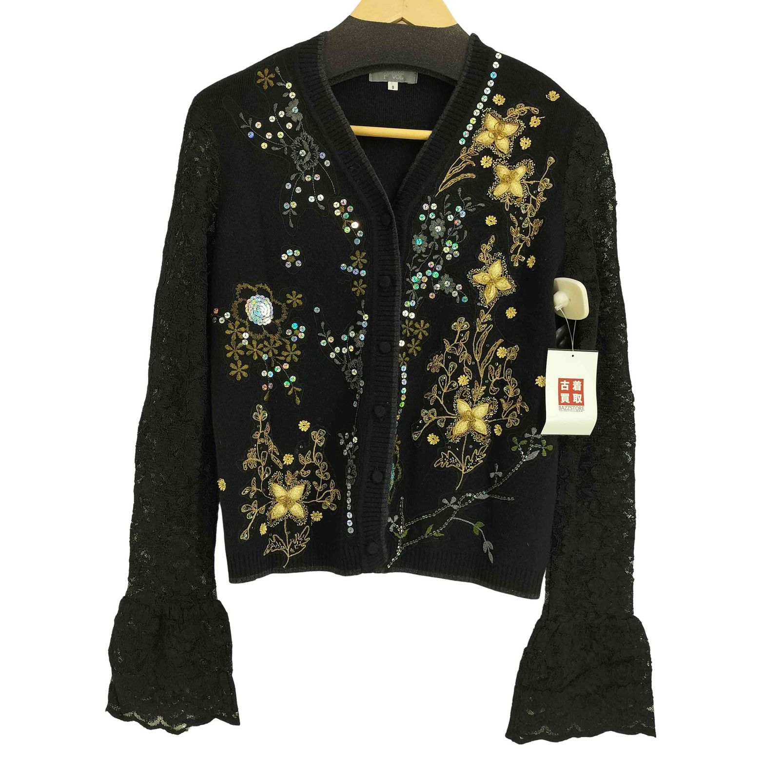 美品　トクコプルミエヴォル 　部分レース裾3段フリル　カーディガン 美品 トクコプルミエヴォル 部分レース裾3段フリル カーディガン 美品