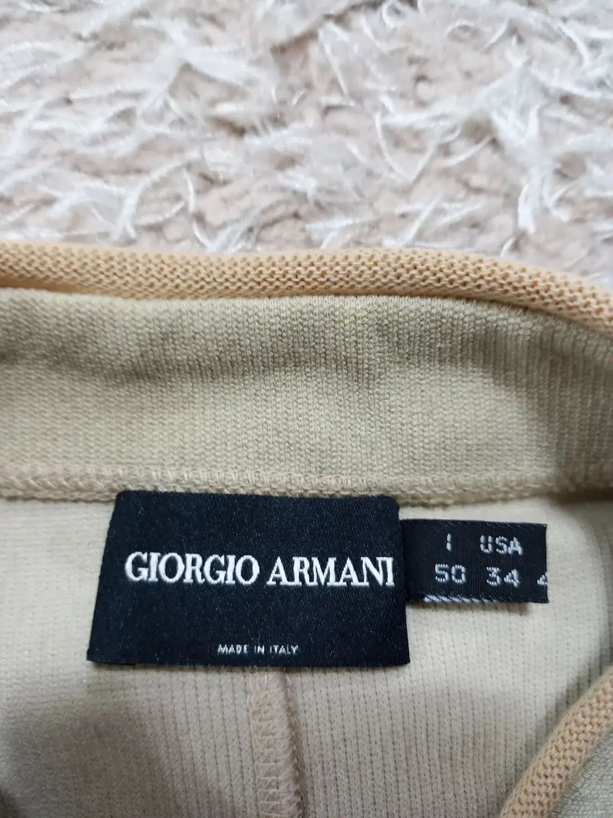 GIORGIO ARMANI(ジョルジオ アルマーニ) アルマーニ 正規品 ニット