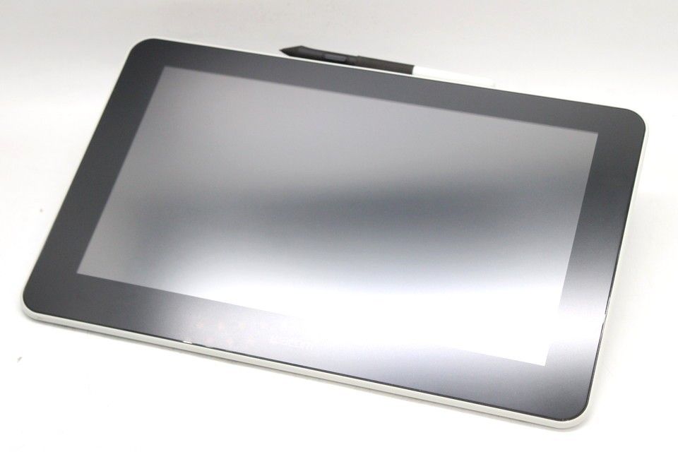 Wacom 液タブ DTC 133 One 13 3型 ワコム 液晶タブレット ペンタブ イラスト D Z 5 byebye