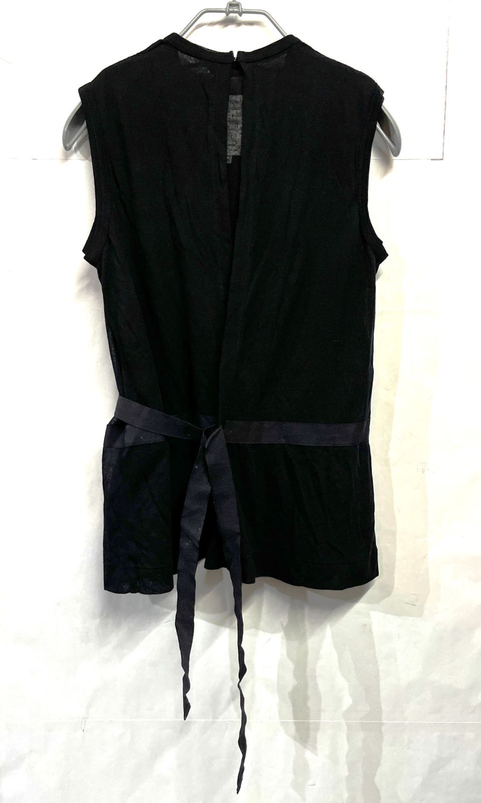 ノースリーブニット