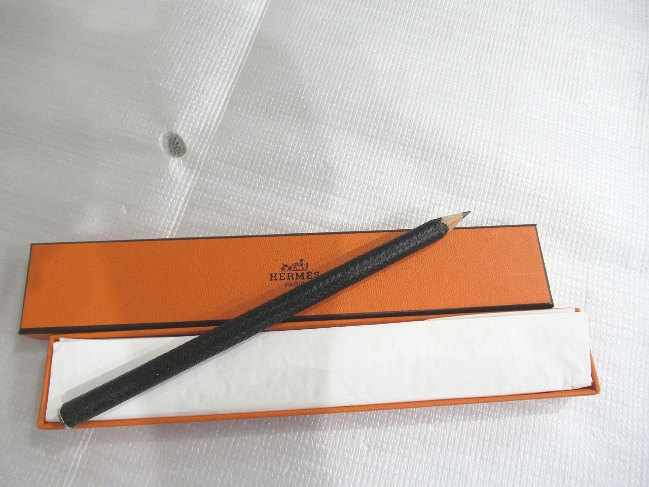 未使用 HERMES エルメス セリエ 鉛筆 レザー 革巻き 編み込み 黒