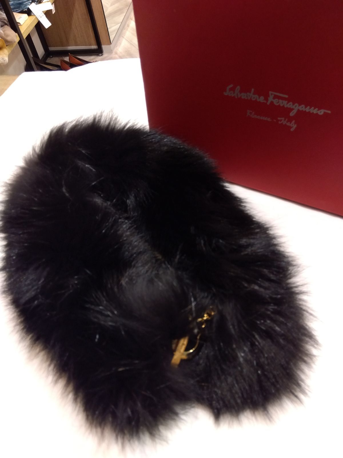 M08 Ferragamo フェラガモ フォックス ファー マフラー ティペット