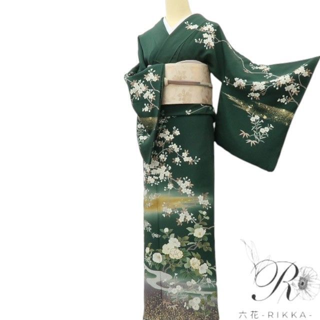 六花-RIKKA- 美品 正絹 吾妻徳穂落款 金駒刺繡❀無垢な桜×映える椿