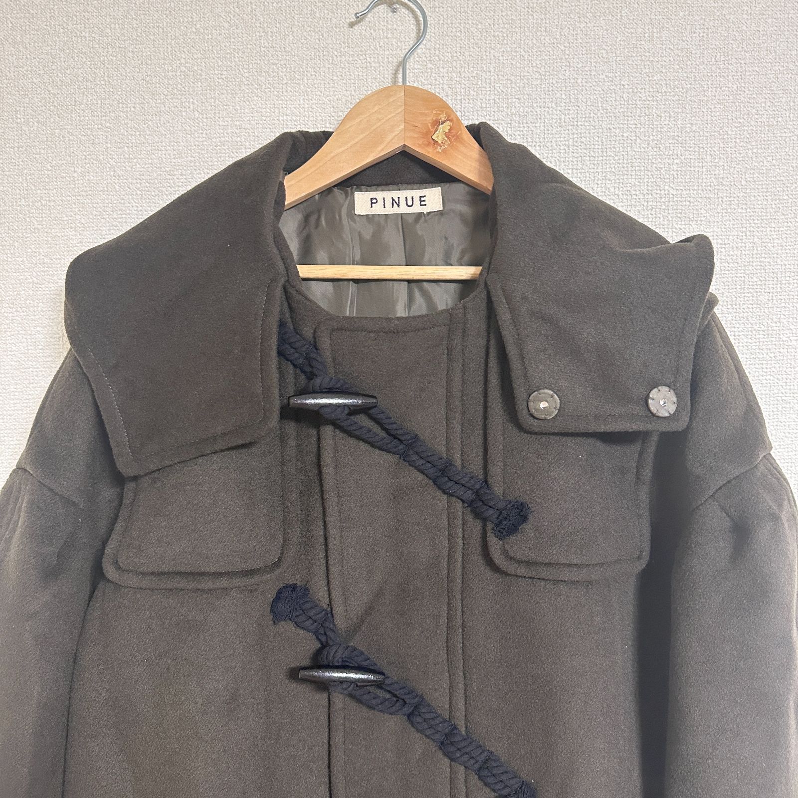 pinue ロングダッフルコート OLIVE オリーブ  ロングコート pinue ロングダッフルコート オリーブ