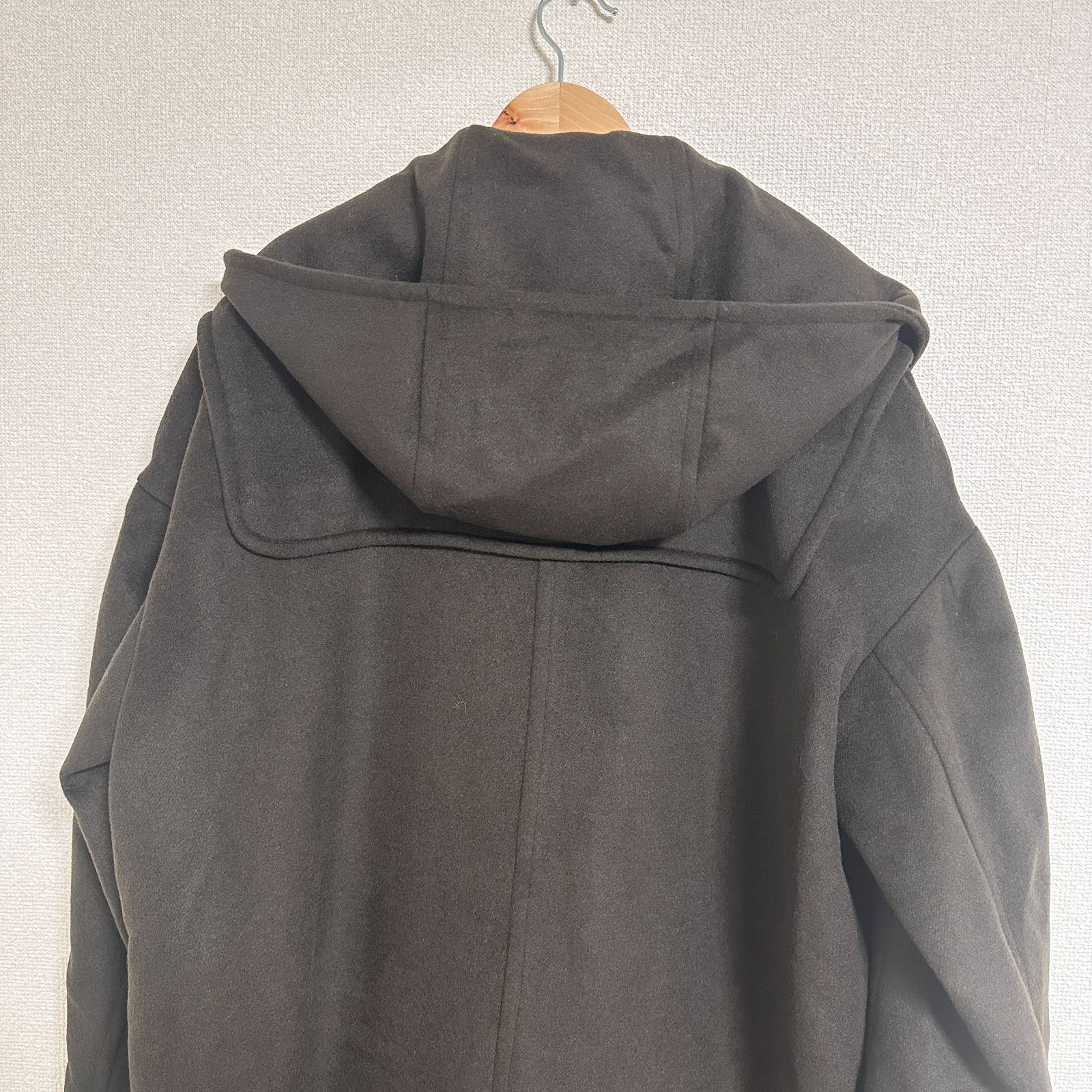 訳あり PINUE 23AW ロングダッフルコート ウール混 ゆったりめ フード