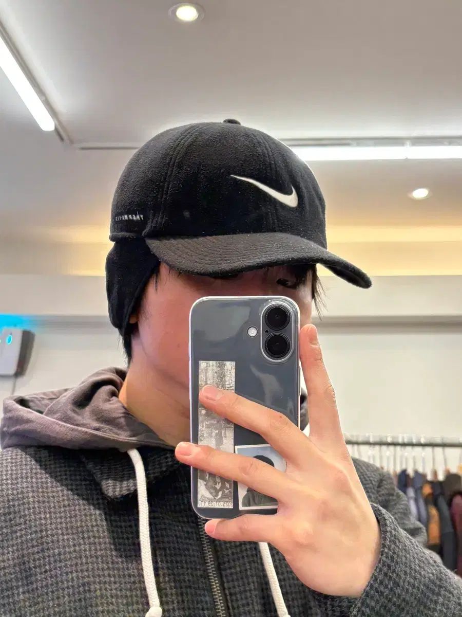 スウッシュ フリース