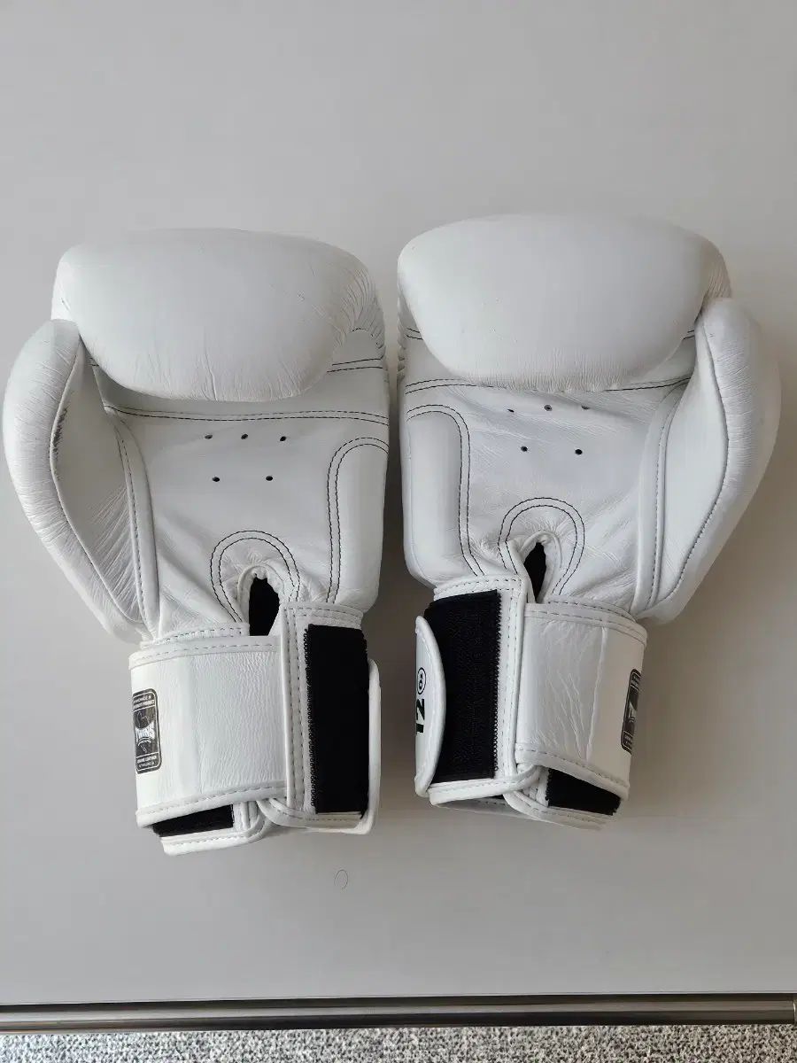 TWINS グローブ 12オンス 12 oz