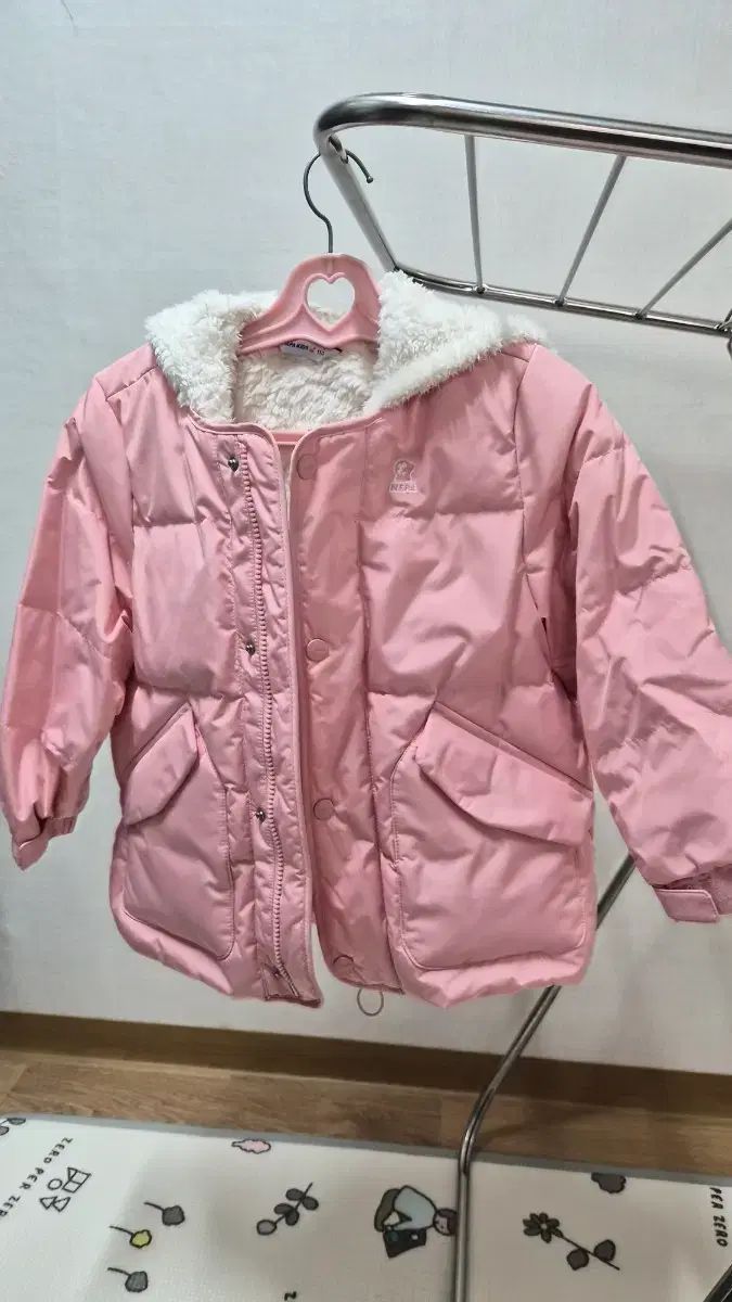  NEPA ネパ キッズ ピンク ダウン アウター サイズ 110 その他