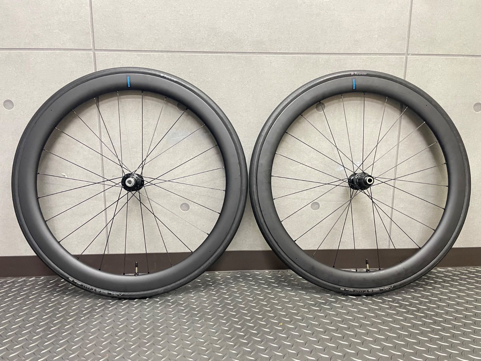 SHIMANO RS11 クリンチャーホイールセット Shimano RS11 クリンチャーホイールセット