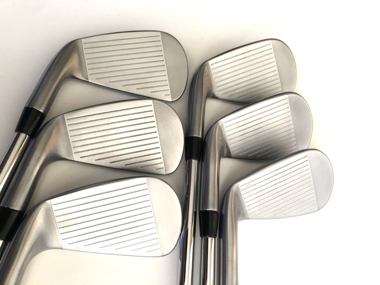 タイトリスト　T100(2025)　5-PW6本セット　AMT Silver S タイトリスト T100(2025) 5-PW6本セット AMT Silver S - メルカリ