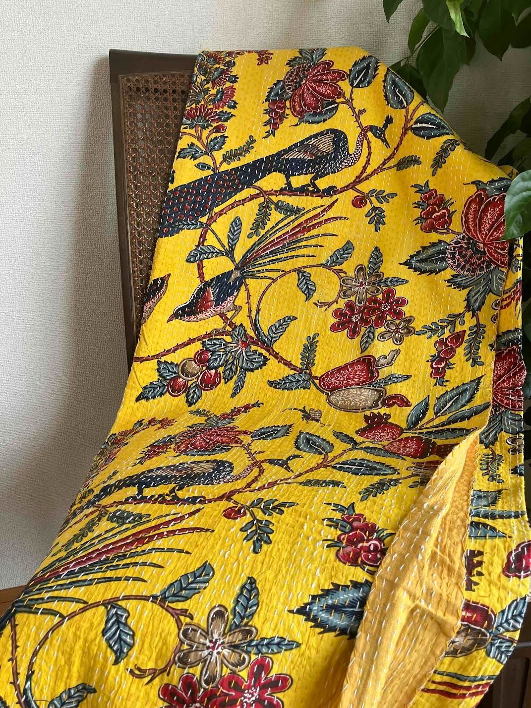 カンタキルト マルチカバー #89 Yellow Oriental Birds - メルカリ