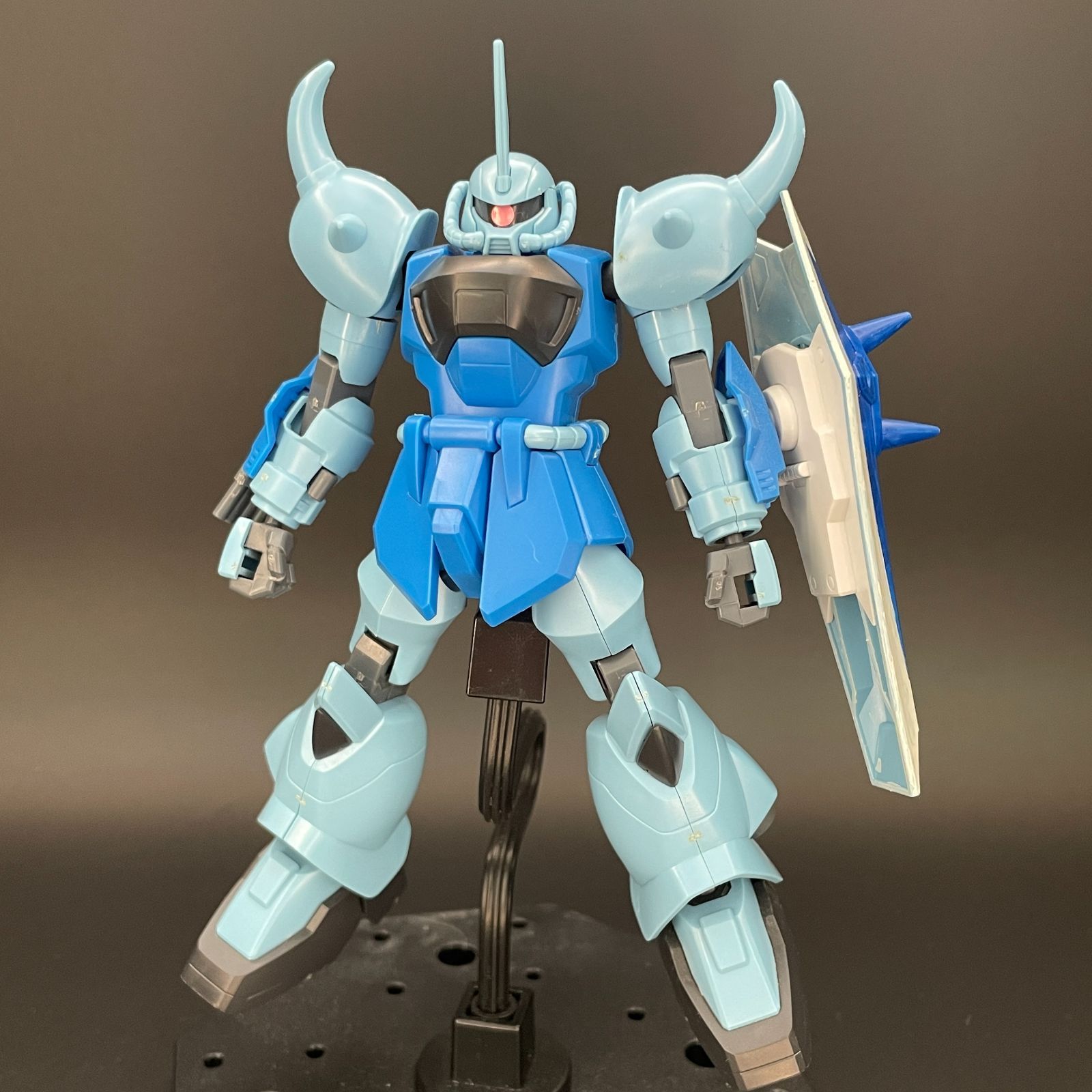 ガンプラ【中古品/ジャンク、欠品あり】 HG グフ イグナイテッド(量産
