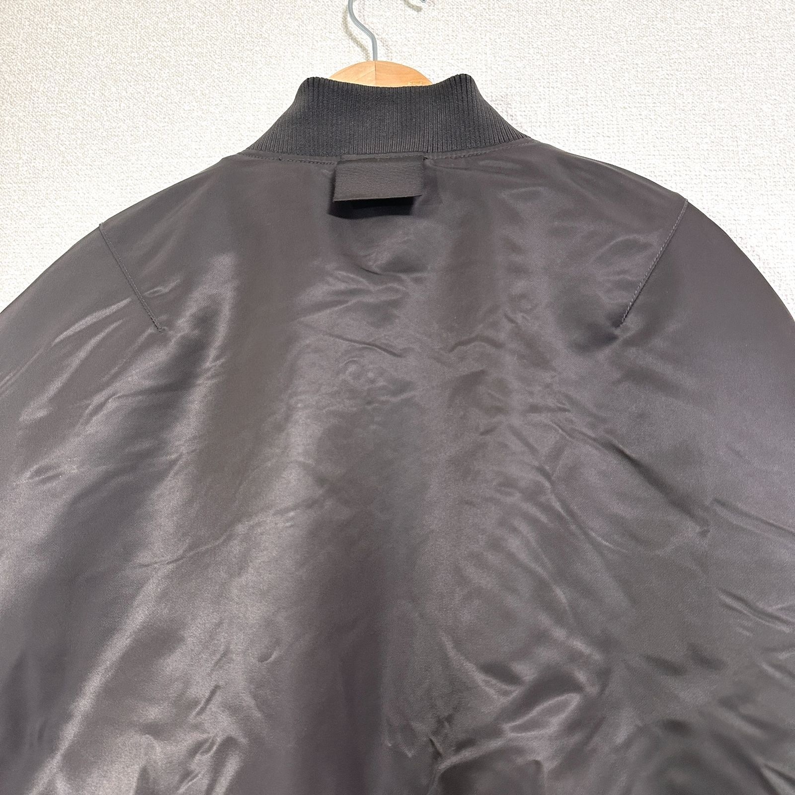 ユニクロ +J ハイブリッドダウンオーバーサイズMA-1ブルゾン M グレー