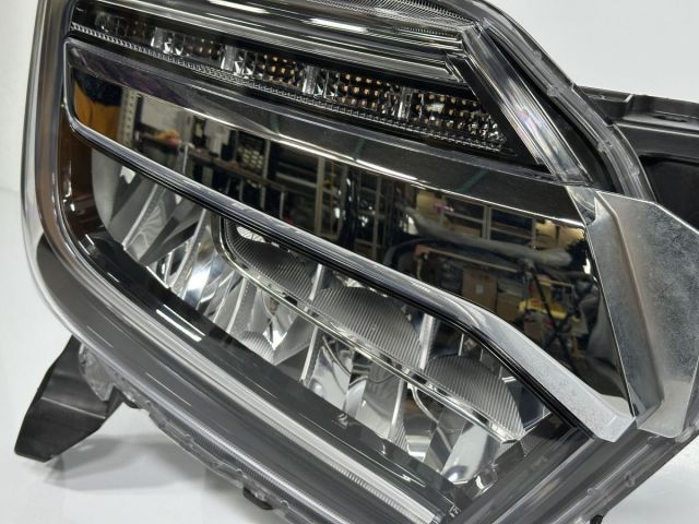 極美品/破損キズなし N-BOX カスタム JF3 JF4 前期 純正 ショップ 右