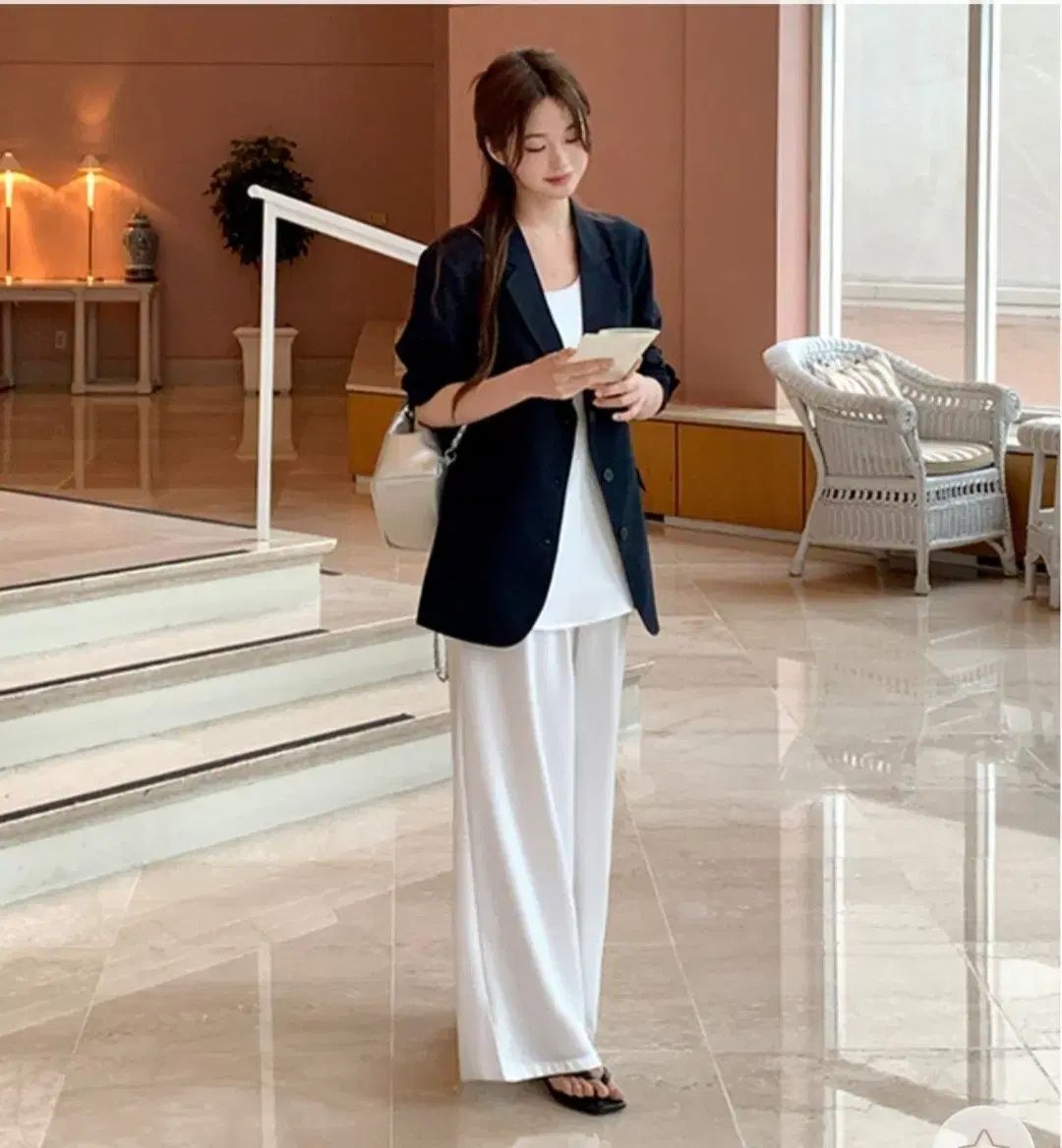 白シルクセット ノースリーブ パンツ